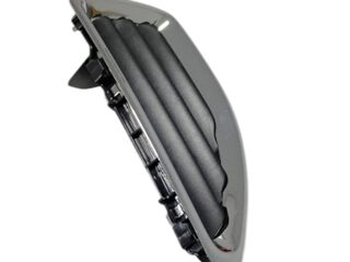 grade dianteira direita cromada renault megane 7700428964